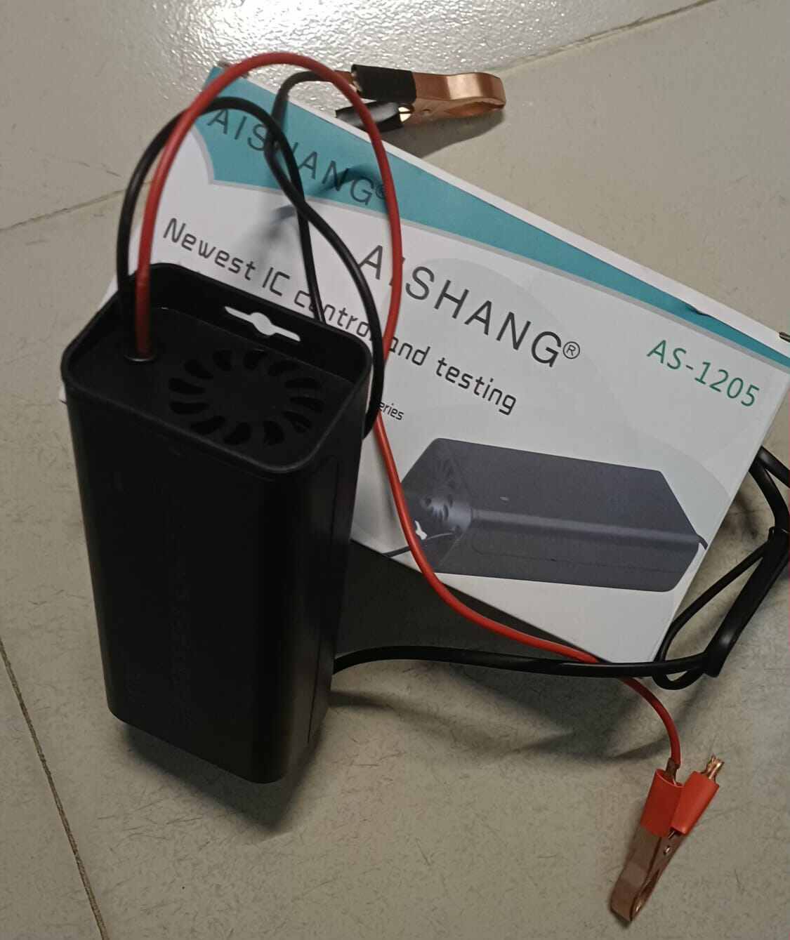 Aishang Mini Smart Fast Battery Charger with Auto Cut-Off Protection