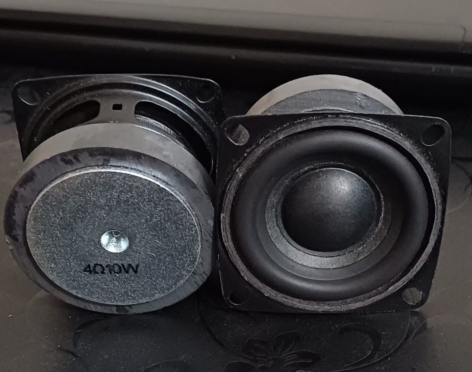 2 inch 4 ohm 10W Full Range Speaker mini boom box add image up side