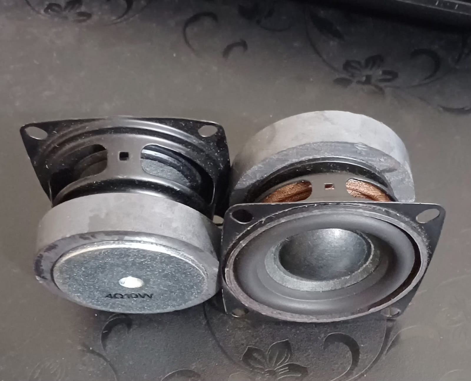 2 inch 4 ohm 10W Full Range Speaker mini boom box add image up side